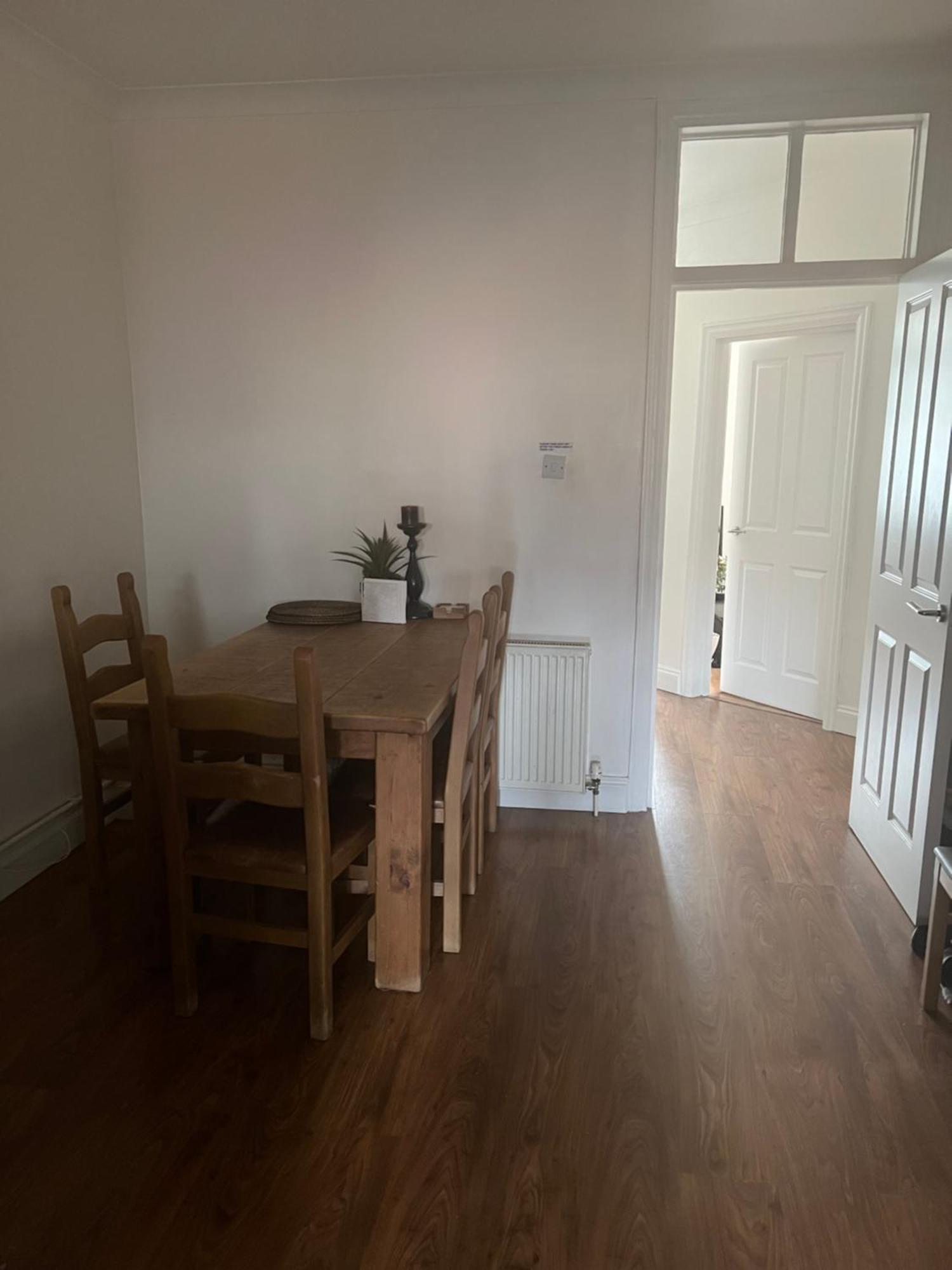 Comfortable Single Room Wembley Park/Stadium ロンドン エクステリア 写真